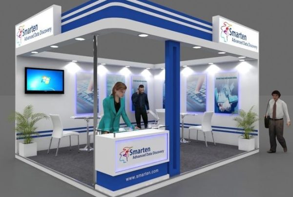 Innovative tech booth design for Smarten at a trade event